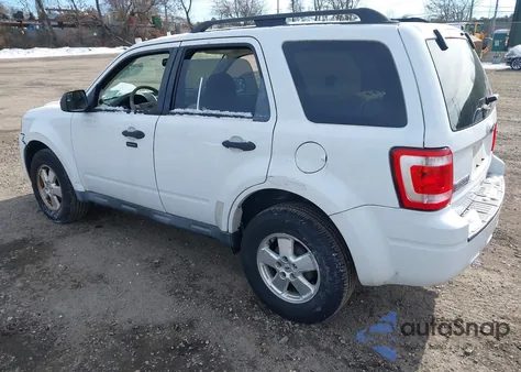 2012 Ford Escape Xlt z USA, uszkodzony, nr VIN 1FMCU0D77CKA76974